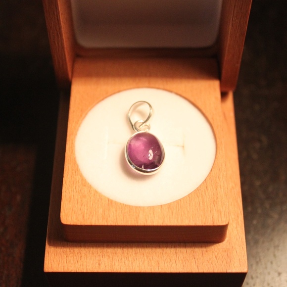 **NEW** Amethyst Pendant February Birthstone - Picture 2 of 7